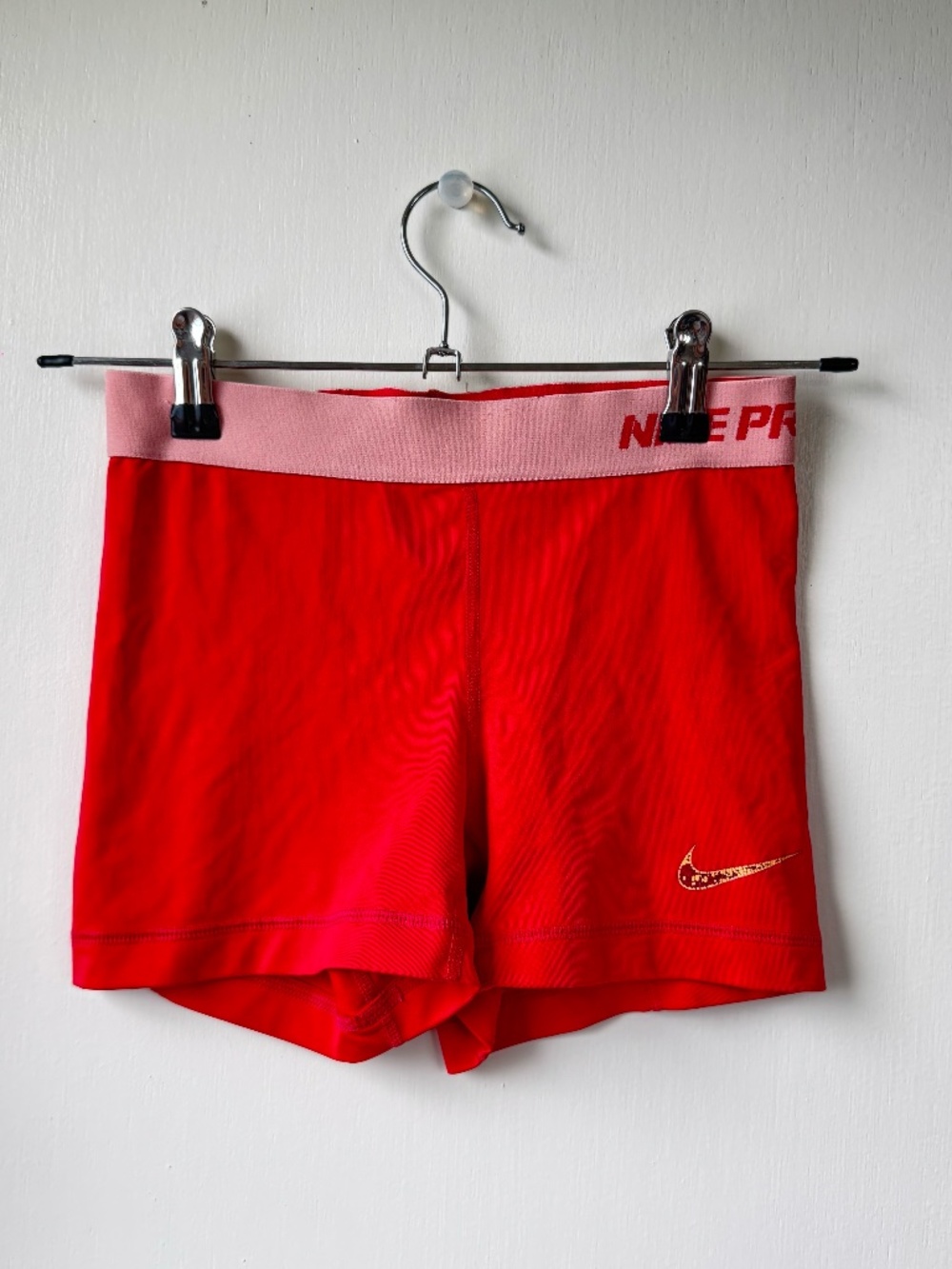 Nike shorts size small